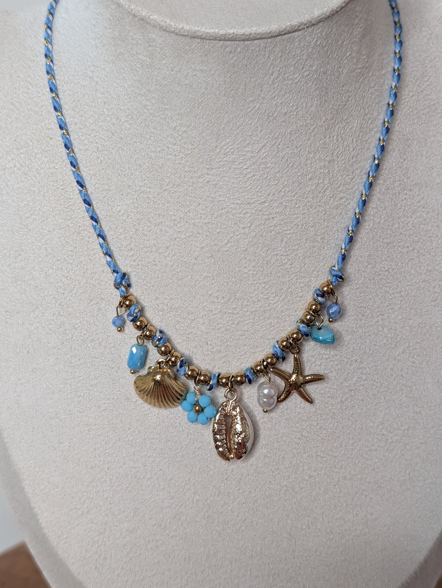 Collier Coquillage bleu