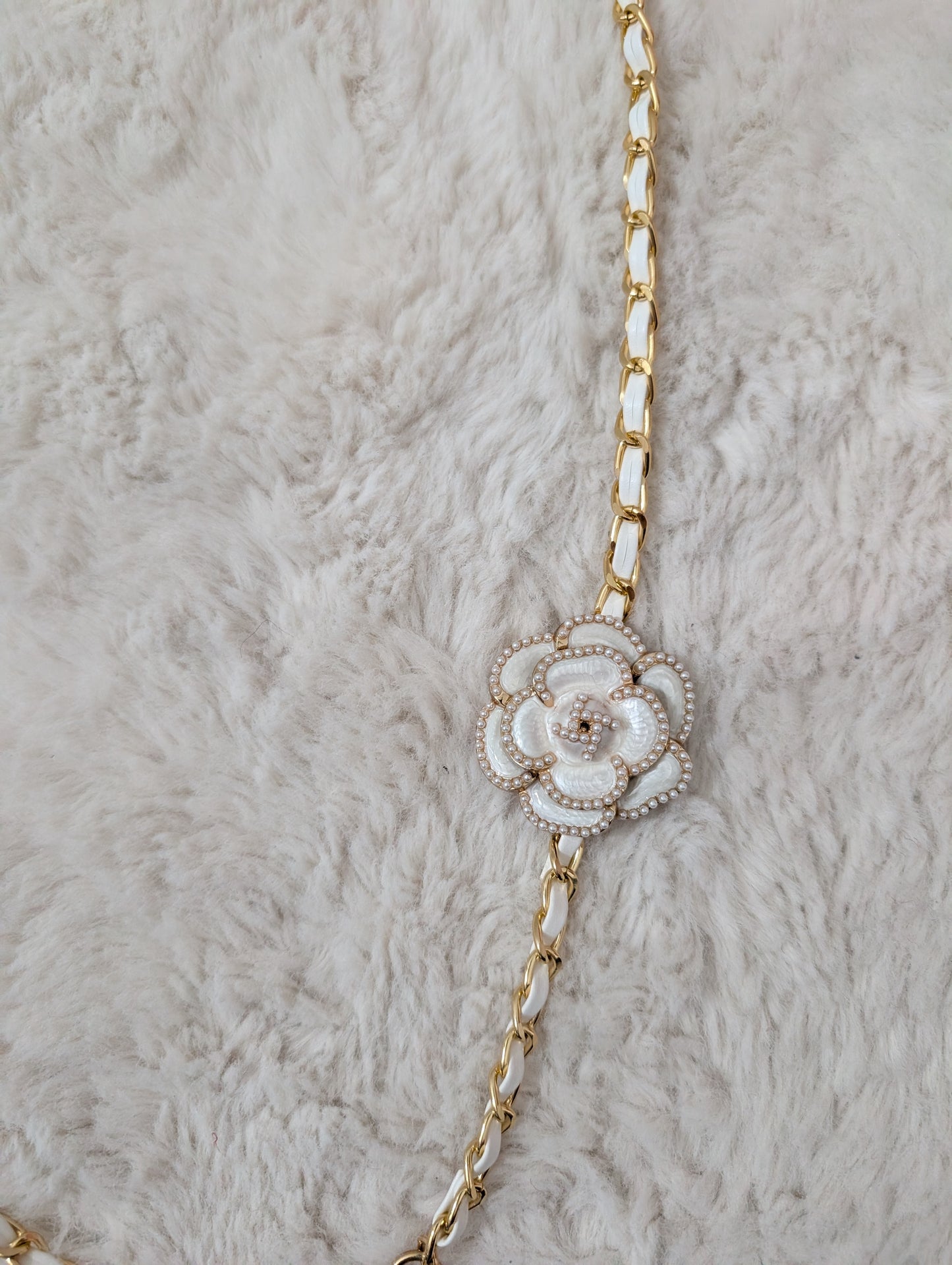 Chaine de téléphone Fleur