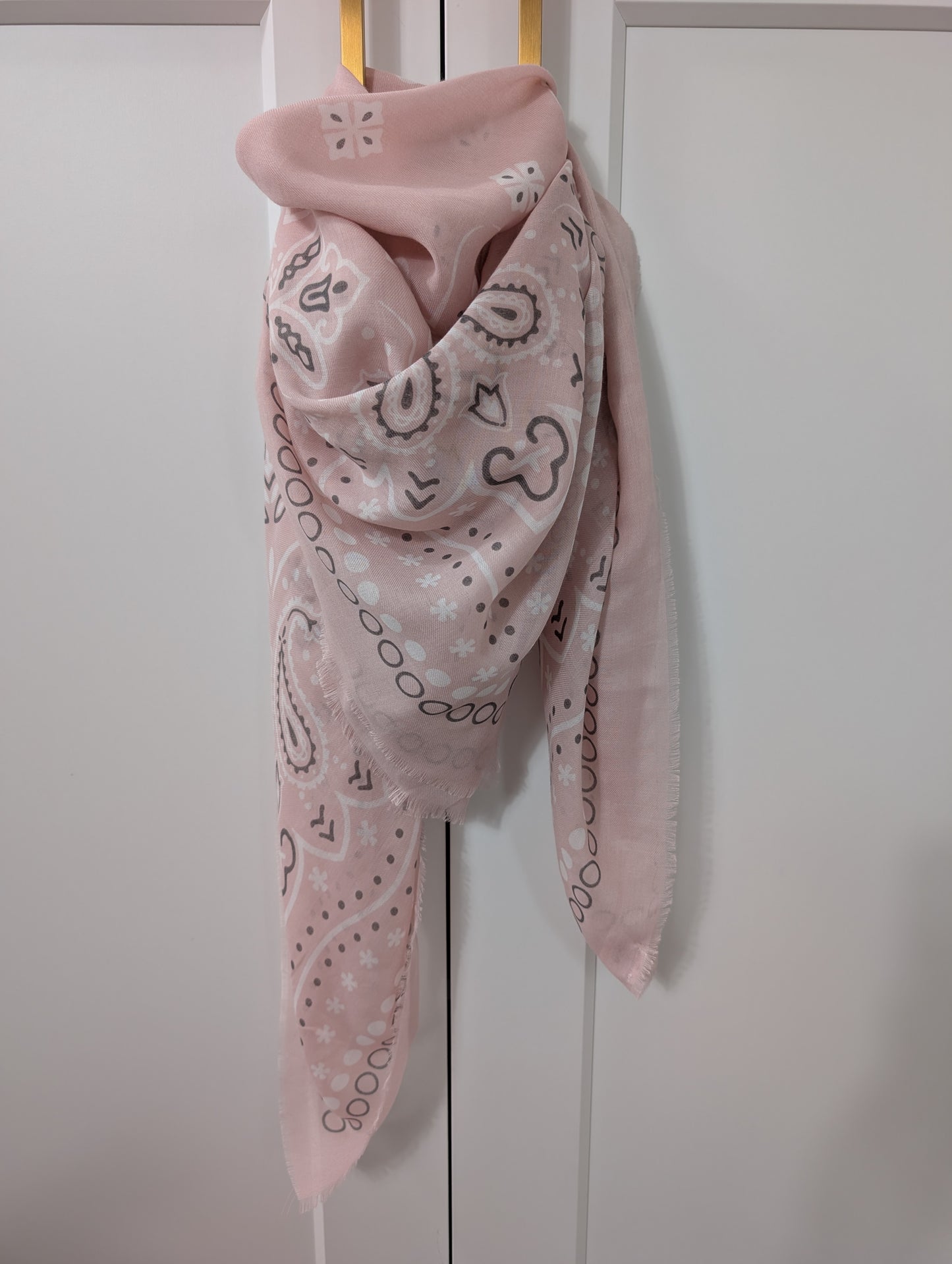 Foulard rose