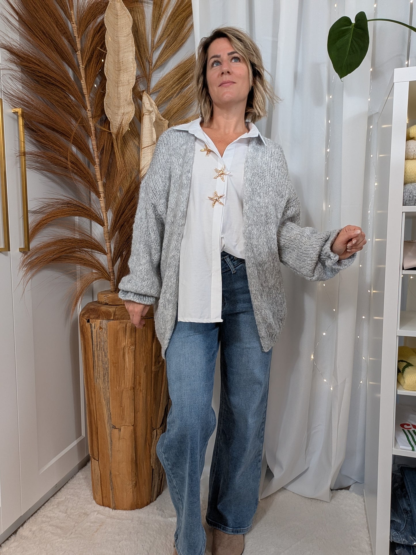 Chemise oversize blanche - Broche étoile de mer