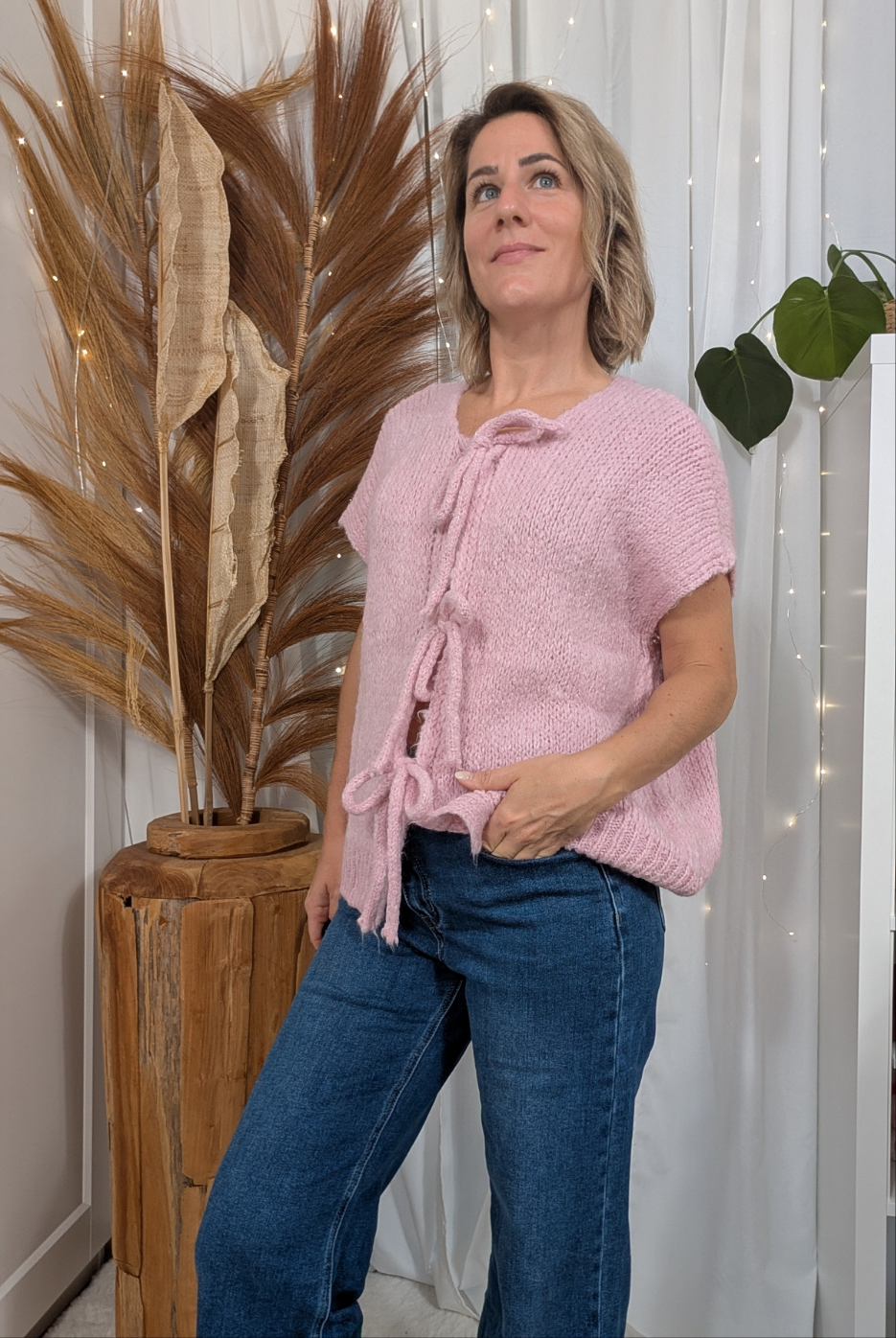 Pull manches courtes à noeud en laine rose