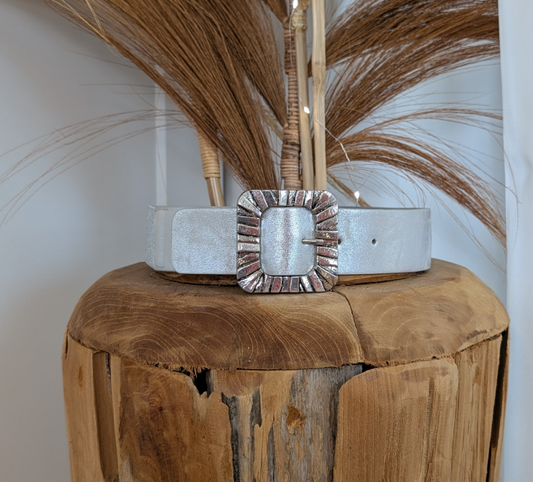 Ceinture boucle élastique argentée carrée