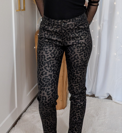 Pantalon huilé léopard