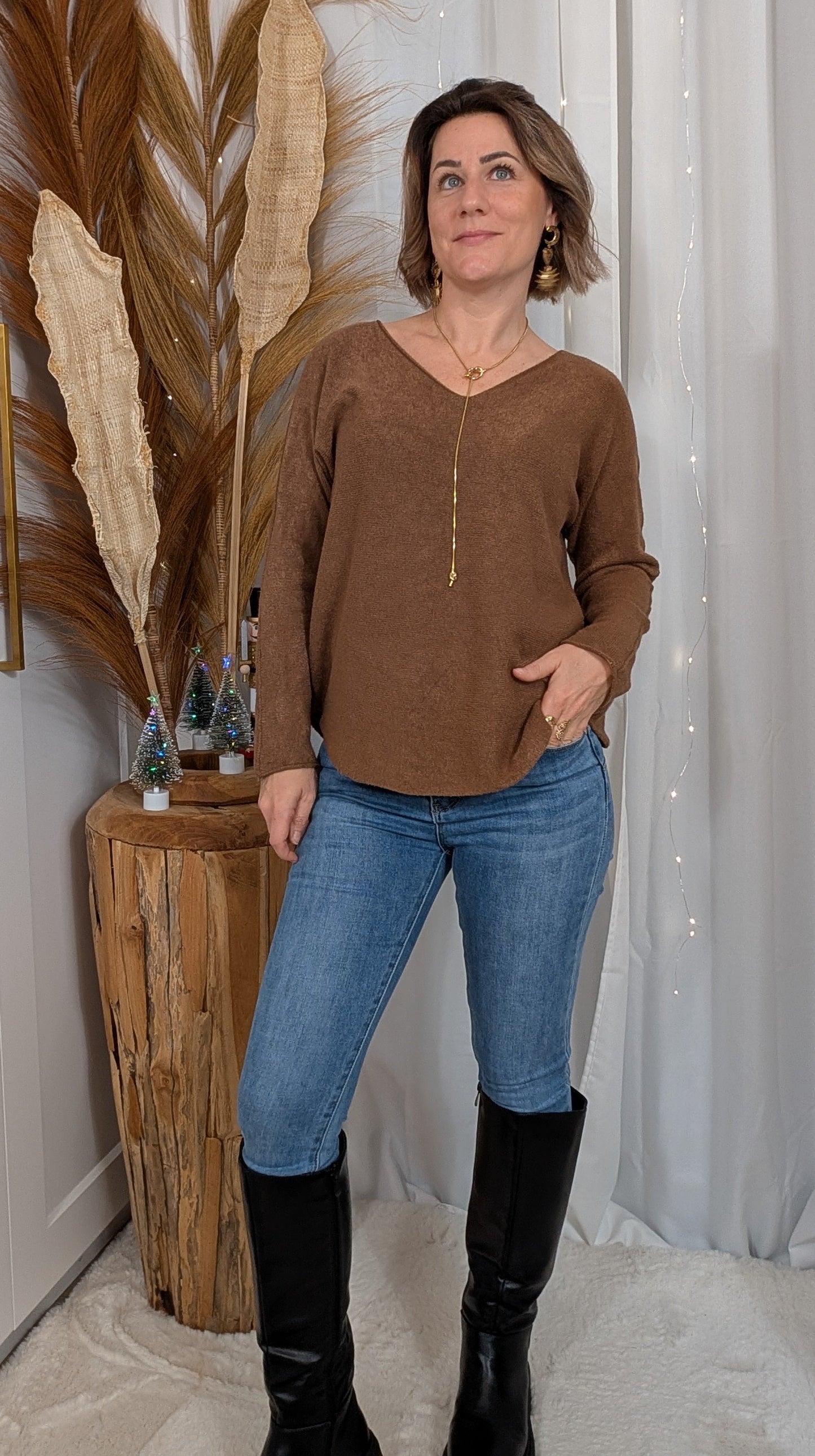 Pull col en V fine maille camel