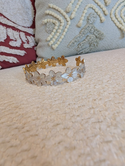 Bracelet fleur blanc Romantique
