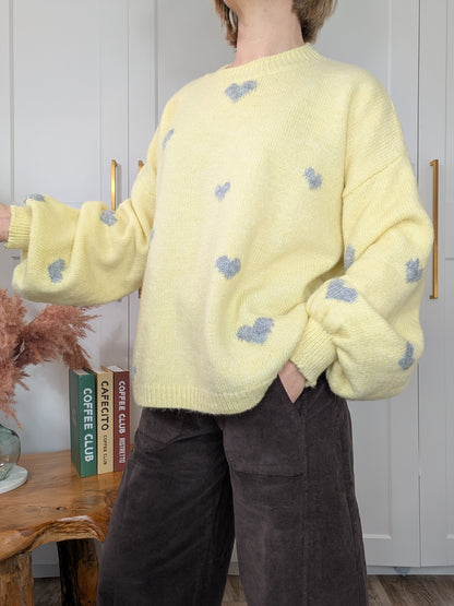 Pull Coeur jaune
