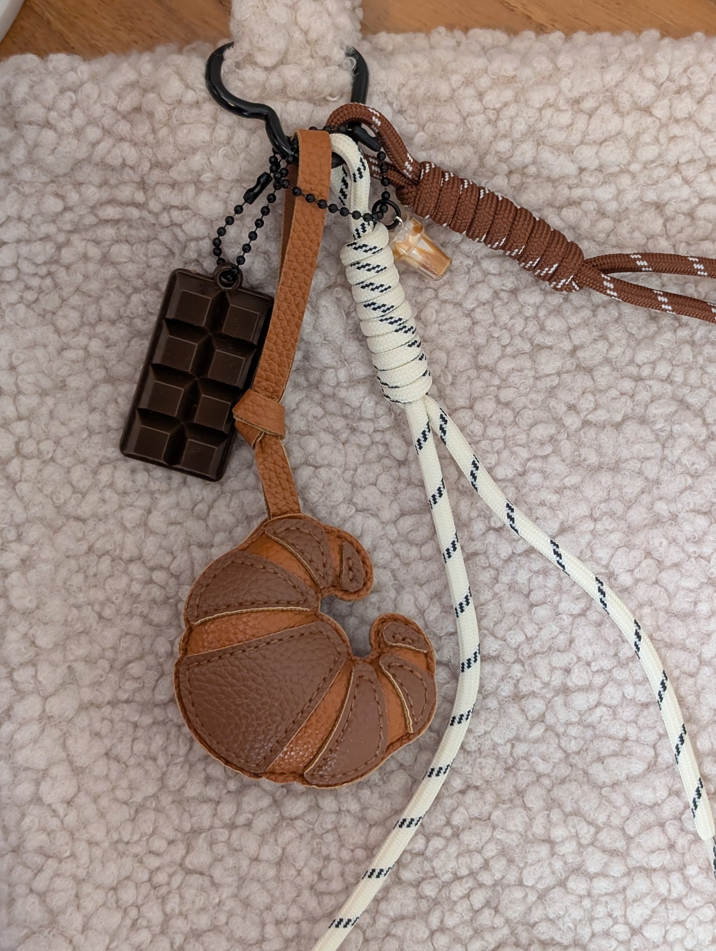 Porte clef charm Croissant