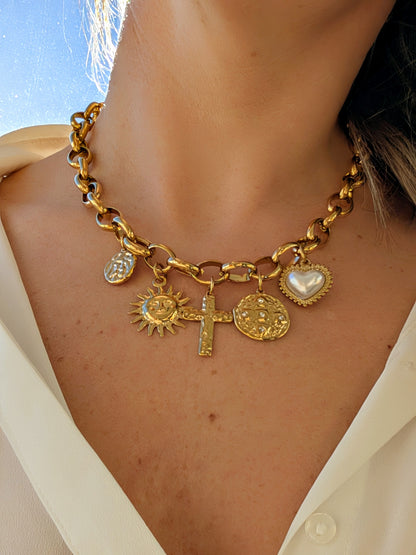 Collier Carmen