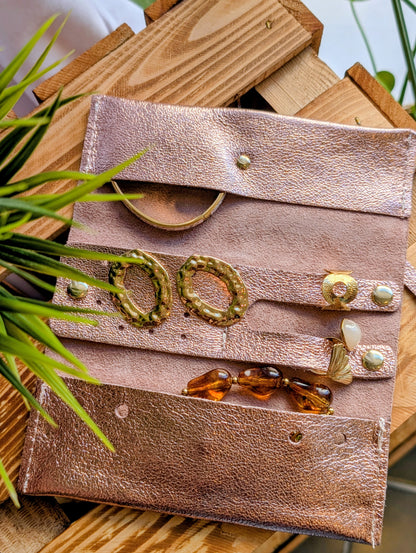 Porte bijoux cuir