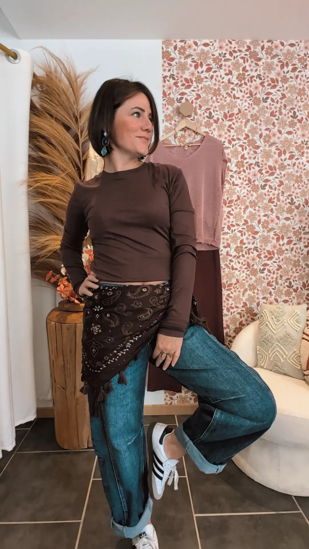 Foulard franges marron foncé
