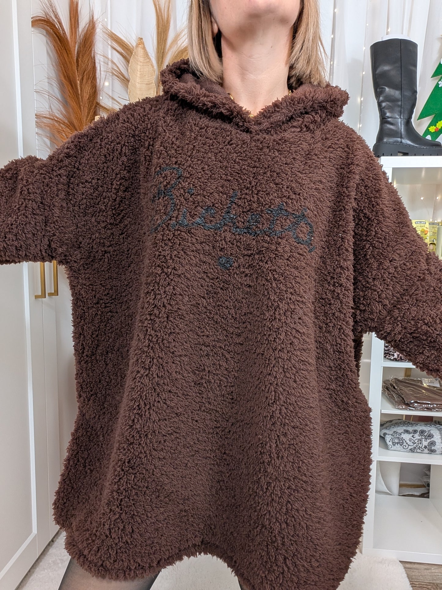 Robe pull oversize en moumoute marron foncé