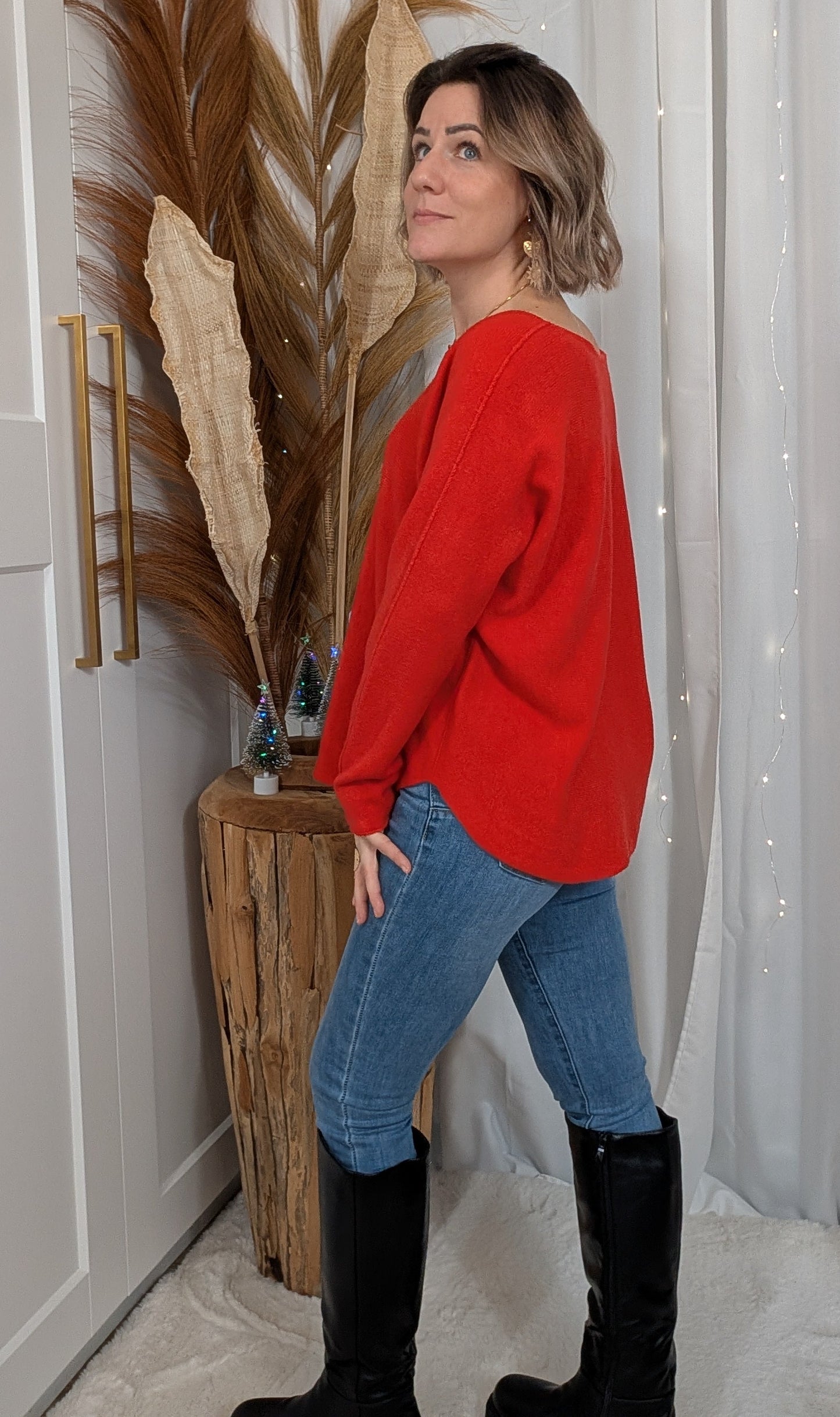 Pull col en V fine maille rouge clair