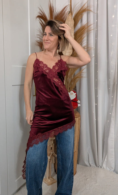 Top à bretelle asymétrique velours bordeaux