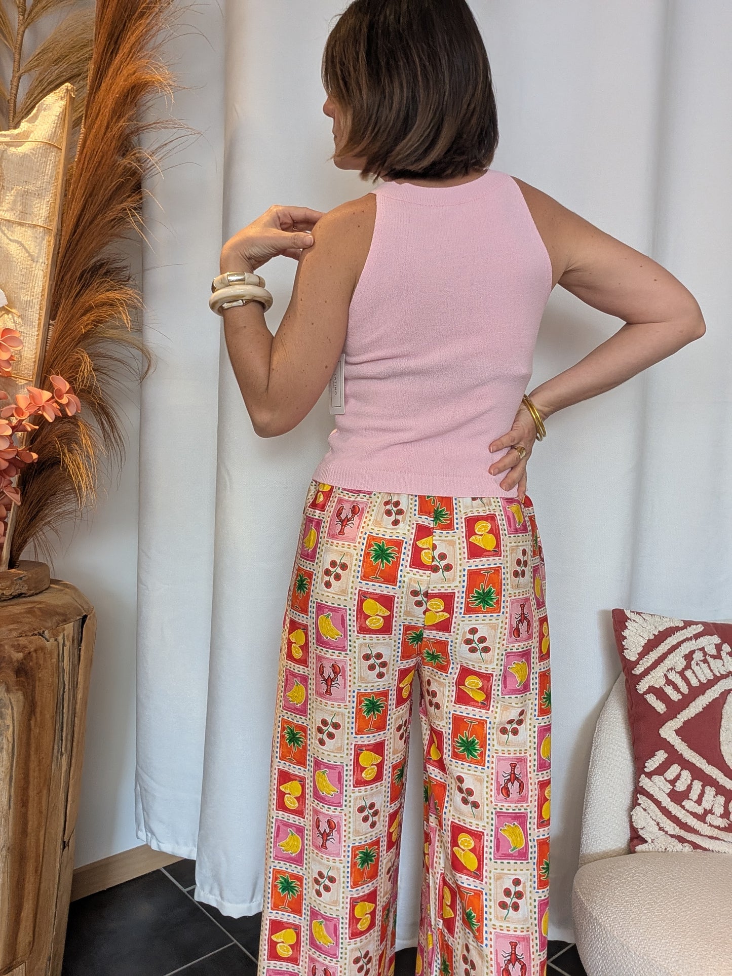 Top Avana rose
