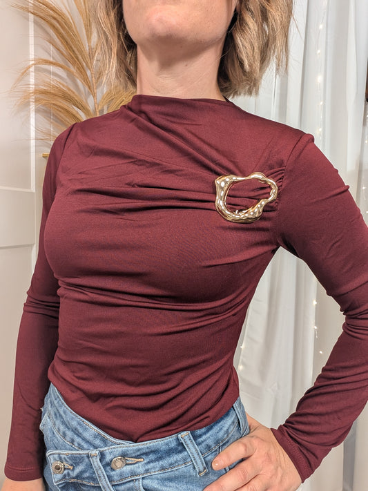 Top uni boucle bordeaux