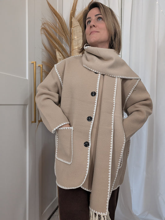 Manteau avec écharpe