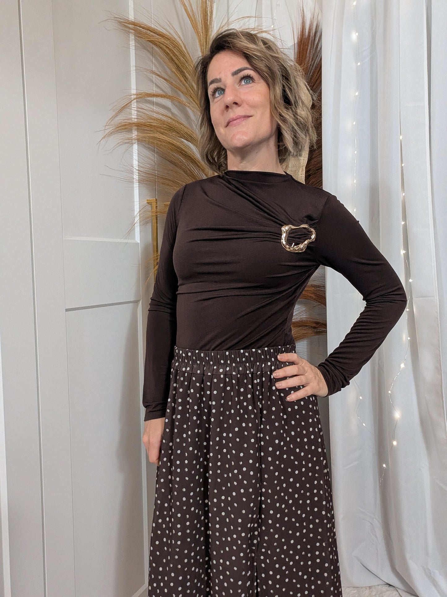 Jupe longue plissée choco à pois