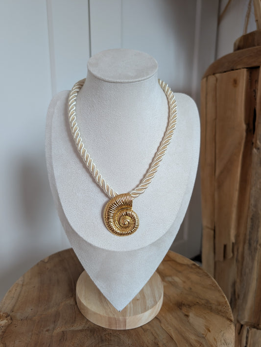 Collier acier inoxydable escargot doré - Cedrine