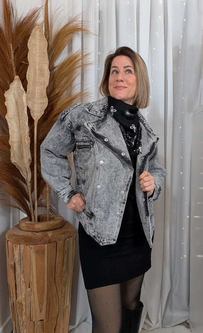 Veste en jean grise délavée