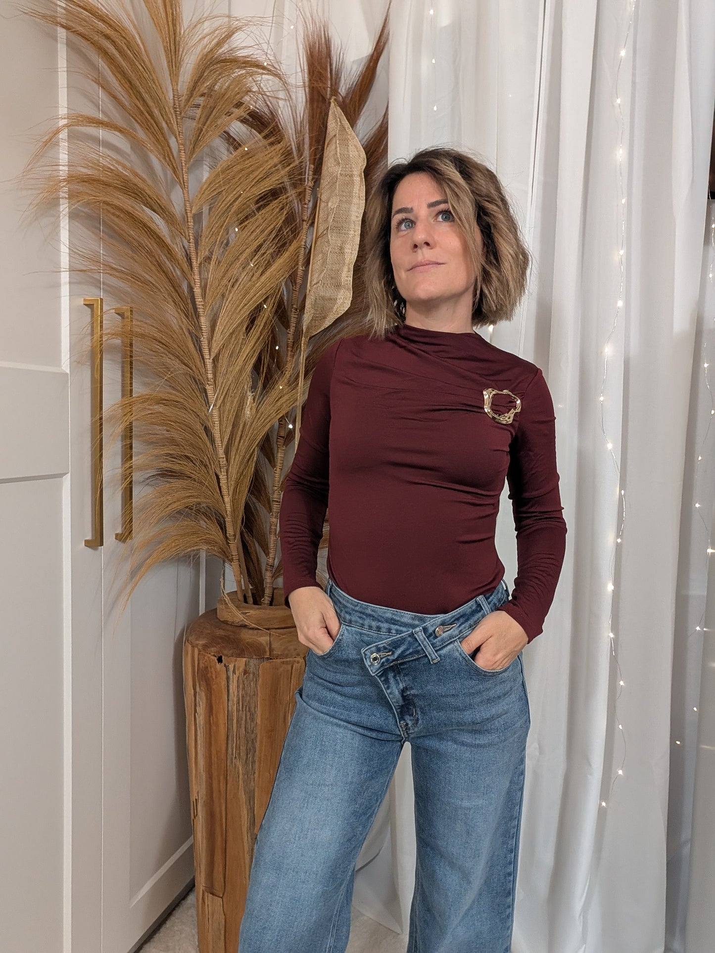 Top uni boucle bordeaux